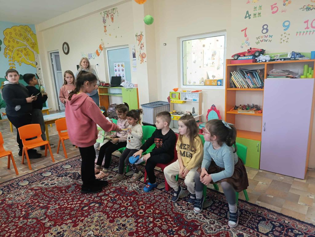 Маратон по четене на детски книжки.